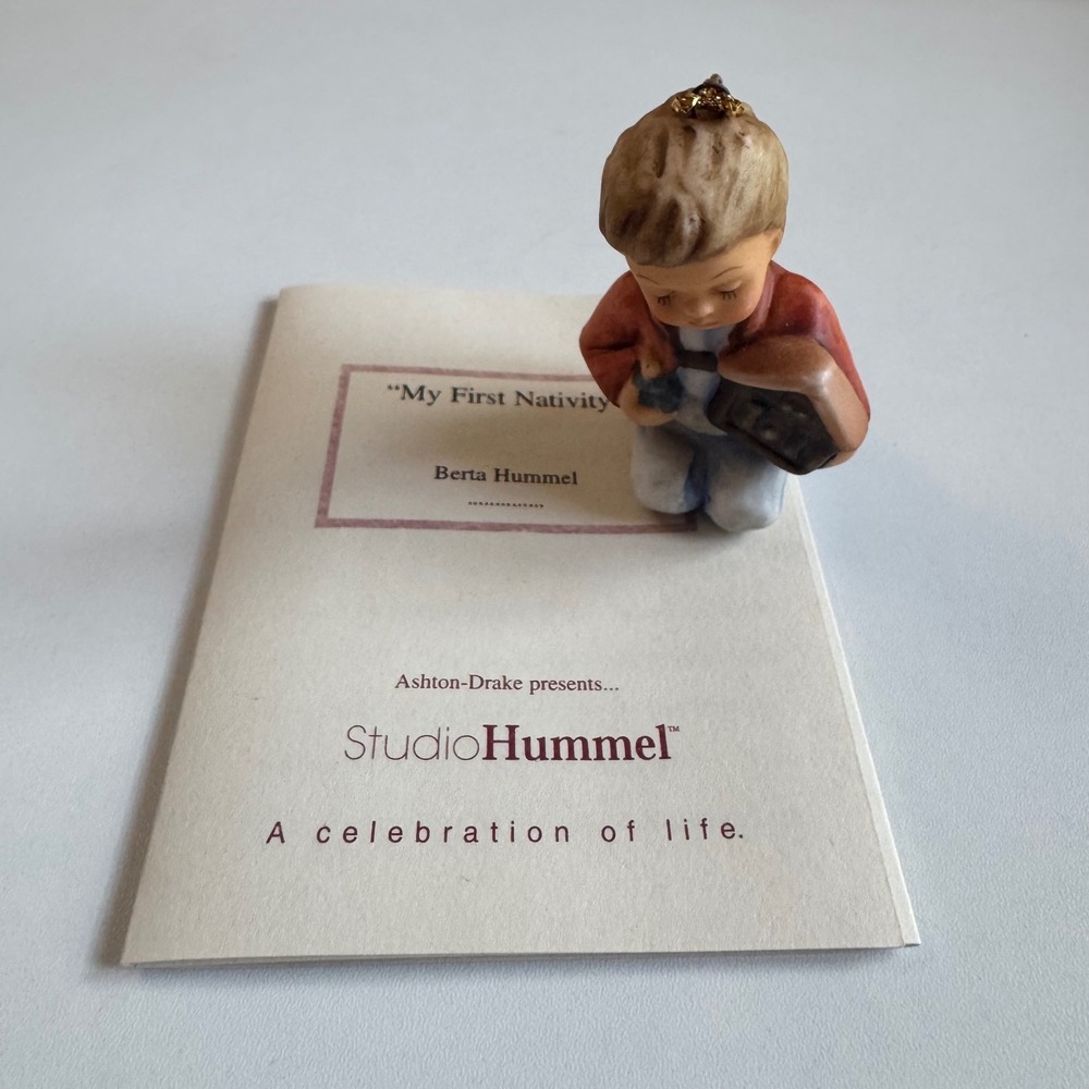 Goebel Berta Hummel My First Nativity Ornament 96032-C/PS1 with COA